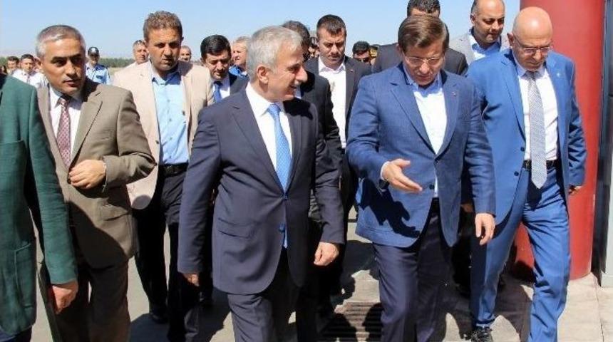 Eski Başbakan Ahmet Davutoğlu Kayseri&rsquo;de