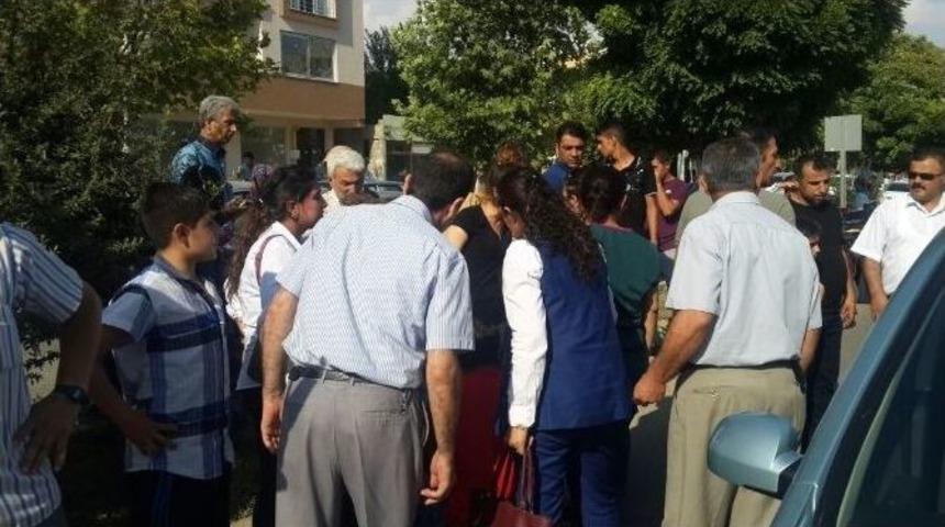 Otomobilin &Ccedil;arptığı &Ccedil;ocuk Yaralandı