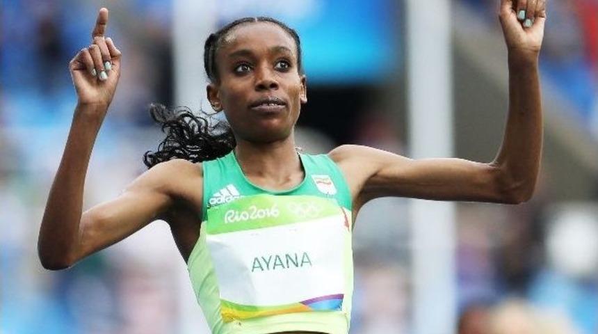 Almaz Ayana, Rio&rsquo;da 23 Yıllık D&uuml;nya Rekorunu Kırdı