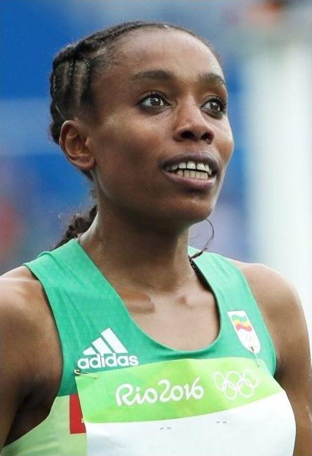 Almaz Ayana, Rio’da 23 Yıllık Dünya Rekorunu Kırdı