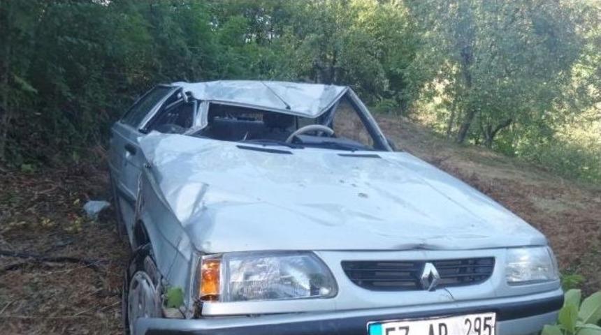 Otomobil 80 Metreden U&ccedil;tu: 4 Yaralı