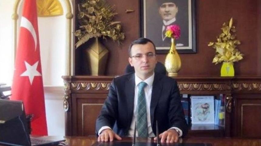 Ak&ccedil;a&ouml;ren Kaymakamı Fet&ouml;/pdy&rsquo;den G&ouml;zaltına Alındı