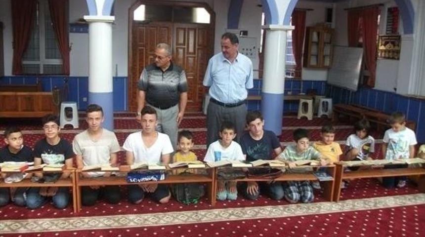 M&uuml;ft&uuml; Emen Yaz Kur&rsquo;an Kursları Gezdi
