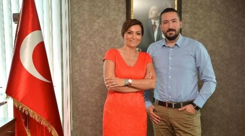 M&uuml;hendis Kardeşler, D&uuml;nya Markalarına Hizmet Veriyor