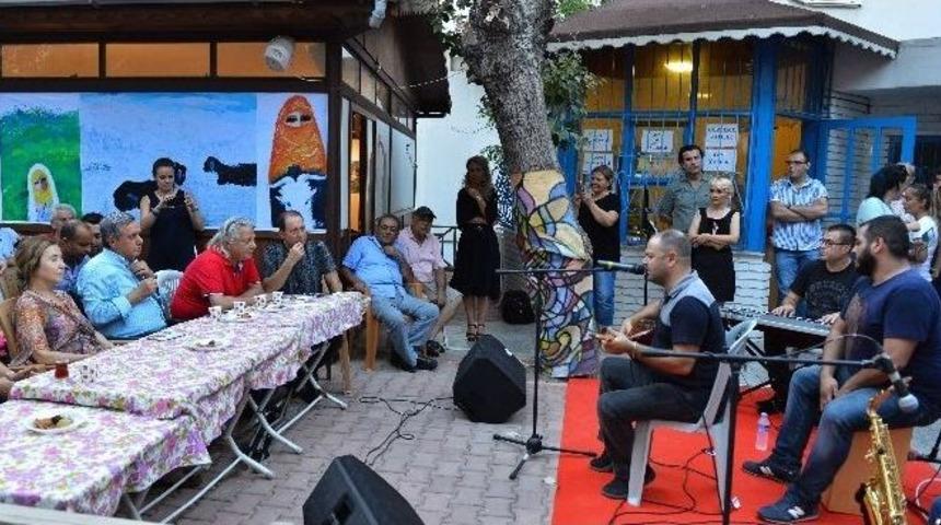 Muratpaşa Fikret Otyam&rsquo;ı T&uuml;rk&uuml;lerle Andı