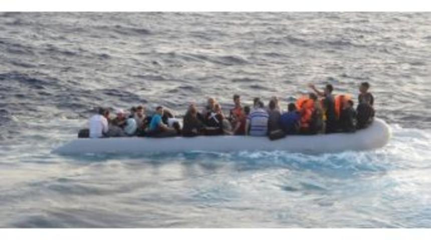 Ege&rsquo;de 13 G&uuml;nde 644 Ka&ccedil;ak G&ouml;&ccedil;men Yakalandı