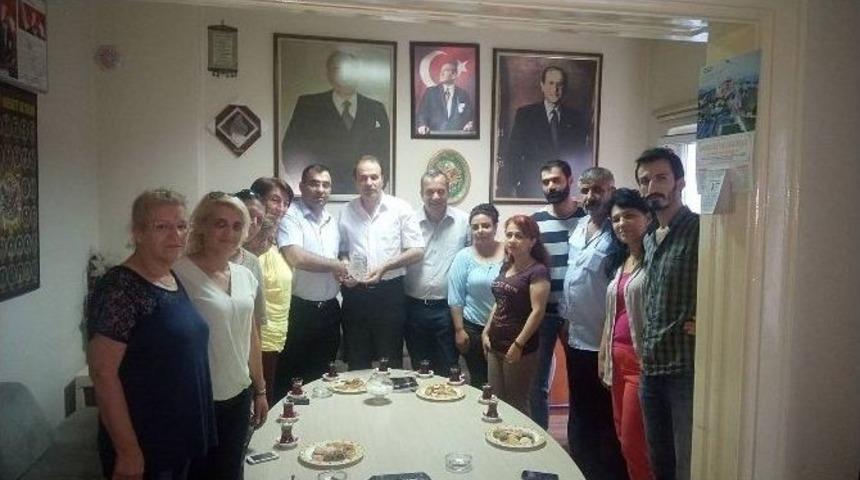 Eskişehir Azerbaycanlılar Derneği&rsquo;nden &Uuml;lk&uuml;c&uuml; İş&ccedil;iler Derneği&rsquo;ne Ziyaret