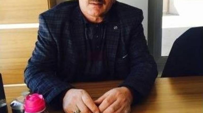 Muhtar G&ouml;n&uuml;ltaş Asfalt Yol İstiyor