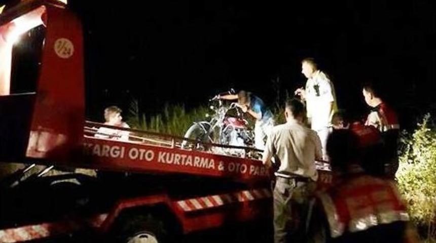 Kargı&rsquo;da Motosiklet Kazası: 1 &Ouml;l&uuml;, 1 Ağır Yaralı