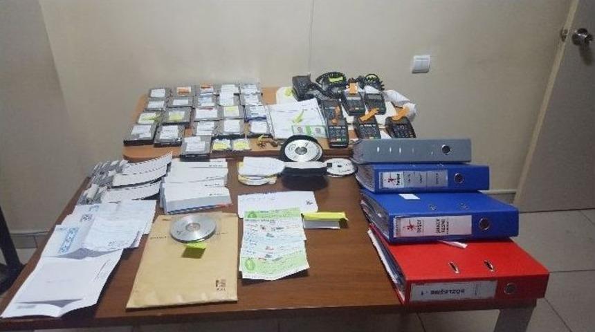 Fet&ouml; Yurtlarında &lsquo;darbe Oyunu&rsquo; Kitabı Bulundu