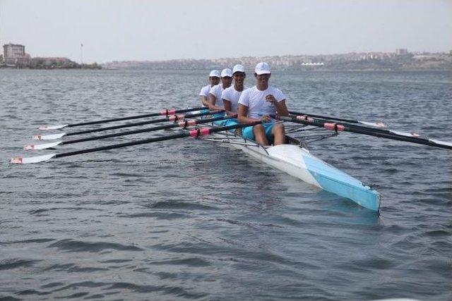 Geleceğin Milli Kürek Sporcuları Burada Yetişiyor