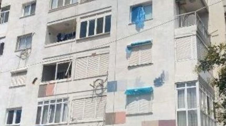 İzmir&rsquo;de Demir İskele Faciası: 5 &Ouml;l&uuml;