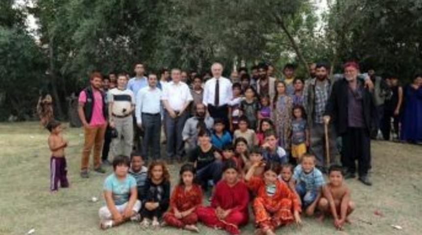 Başkan Kamil Sara&ccedil;oğlu: Bayırbucaklı T&uuml;rkmenler Bizim Kardeşimizdir