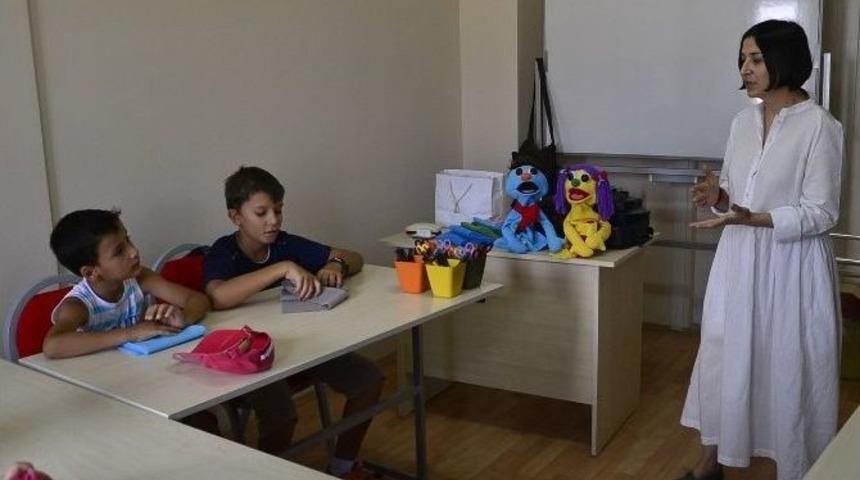 Tepebaşı&rsquo;ndan &Ccedil;ocuklara &lsquo;kukla&rsquo; Eğitimi
