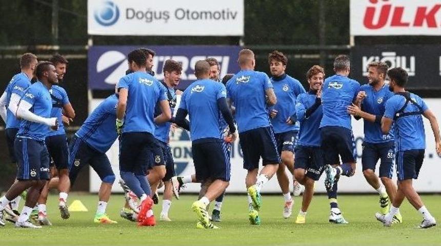 Fenerbah&ccedil;e, Grasshopper Ma&ccedil;ı Hazırlıklarını S&uuml;rd&uuml;r&uuml;yor