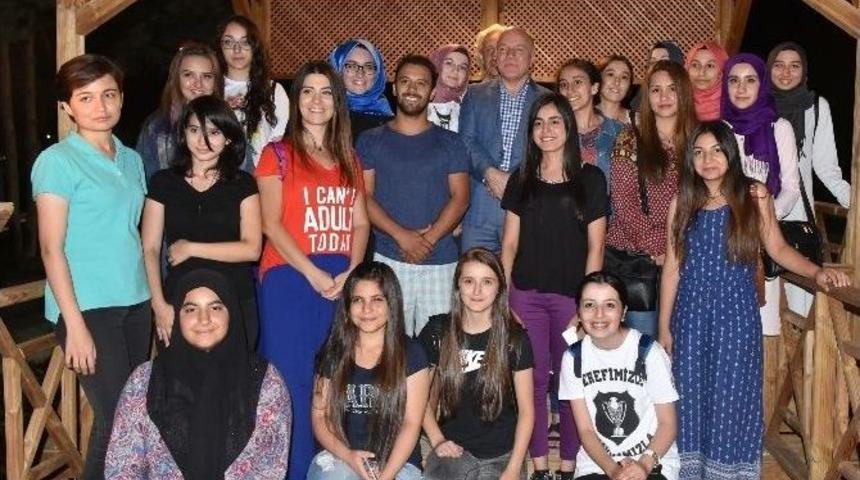 Sekmen&rsquo;den Gen&ccedil;lere Nasihat: &ldquo;geleceğe İyi Hazırlanın&rdquo;