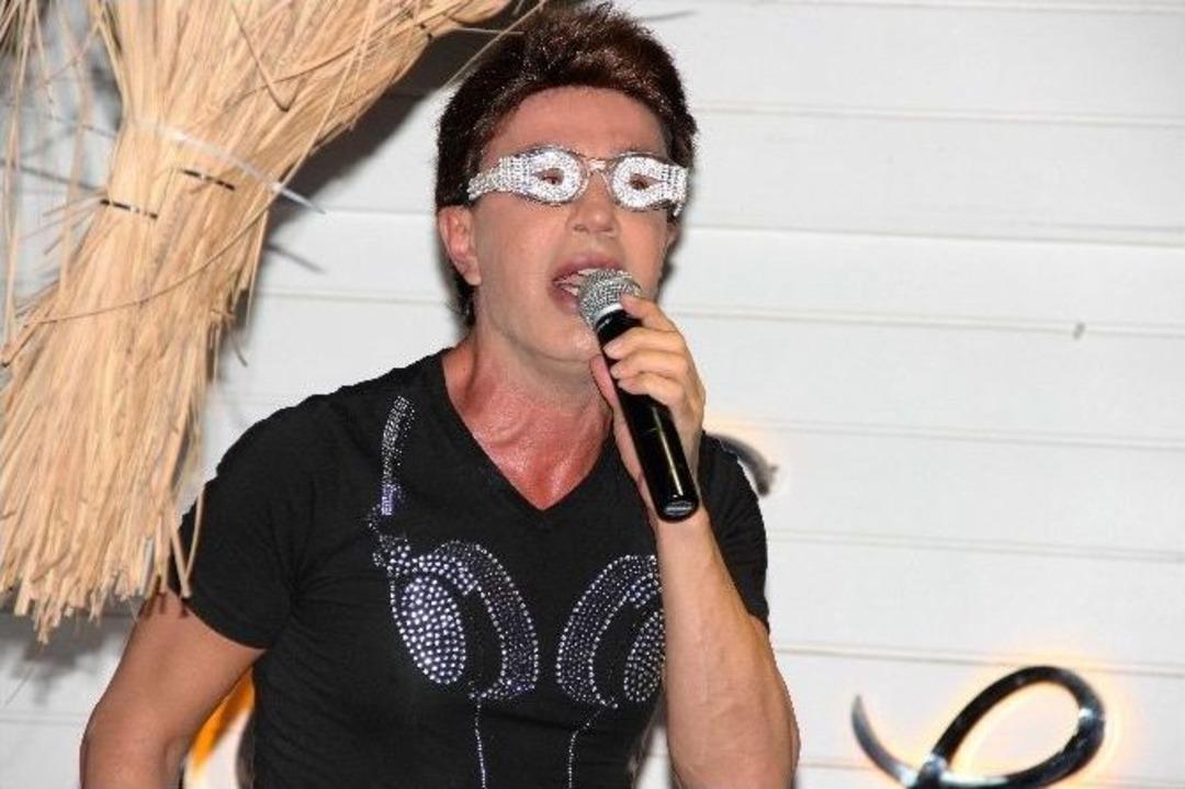 Yılmaz Morg&uuml;l Bodrum Gecelerinde