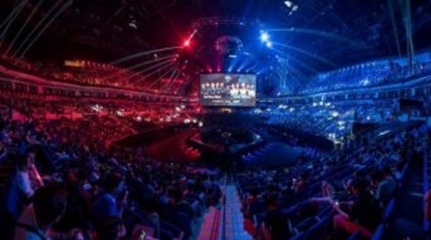 League Of Legends T&uuml;rkiye Finaline 12 Bin Kişilik Dev Katılım