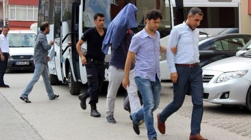 Kocaeli&rsquo;de 6 Hakim Ve Savcı Tutuklandı