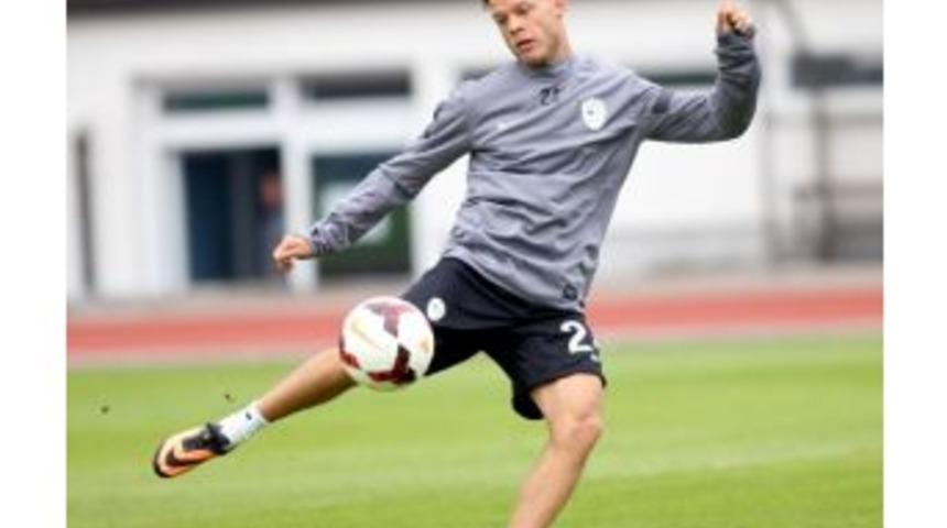 Karab&uuml;kspor, Lazerevic İle Anlaştı