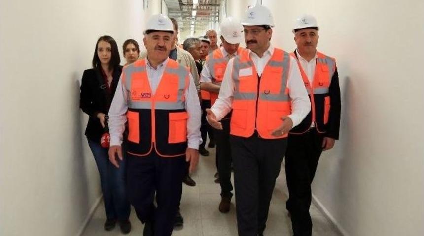 Bakan Arslan&rsquo;dan Ke&ccedil;i&ouml;ren Metrosu M&uuml;jdesi