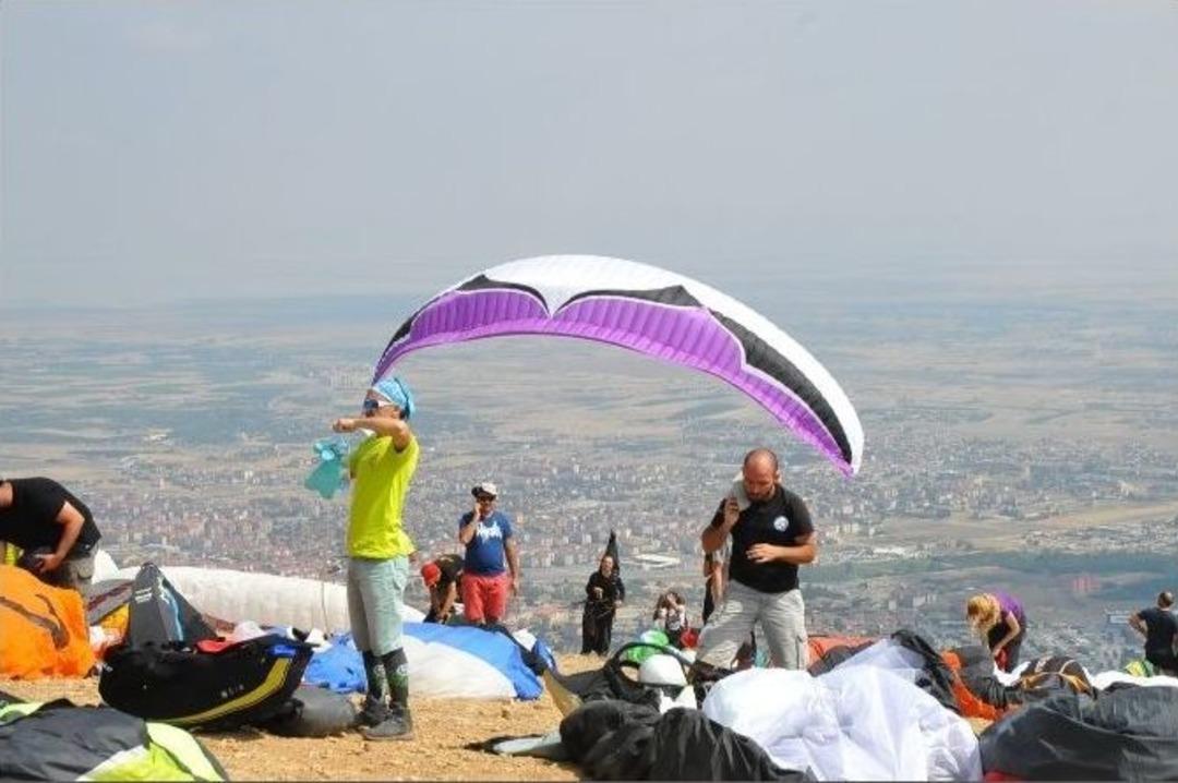 Xc Open Yama&ccedil; Paraş&uuml;t&uuml; Şampiyonası Akşehir&rsquo;de Başladı