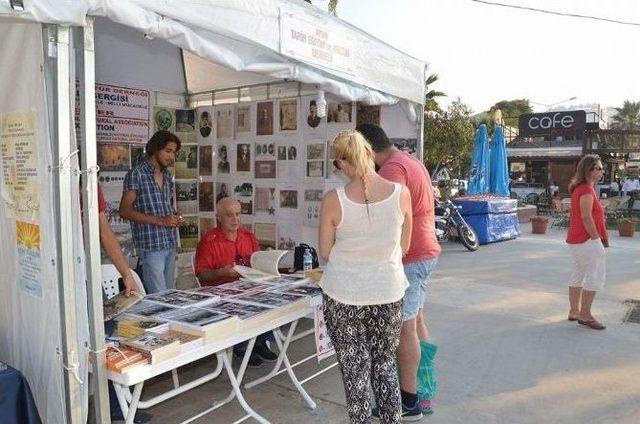 Kuşadası 3. Geleneksel Kitap Ve Edebiyat Günleri Başladı