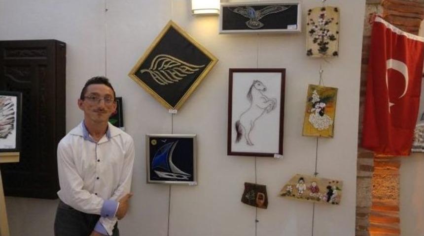 Engelli Sanat&ccedil;ıdan Muhteşem Sergi