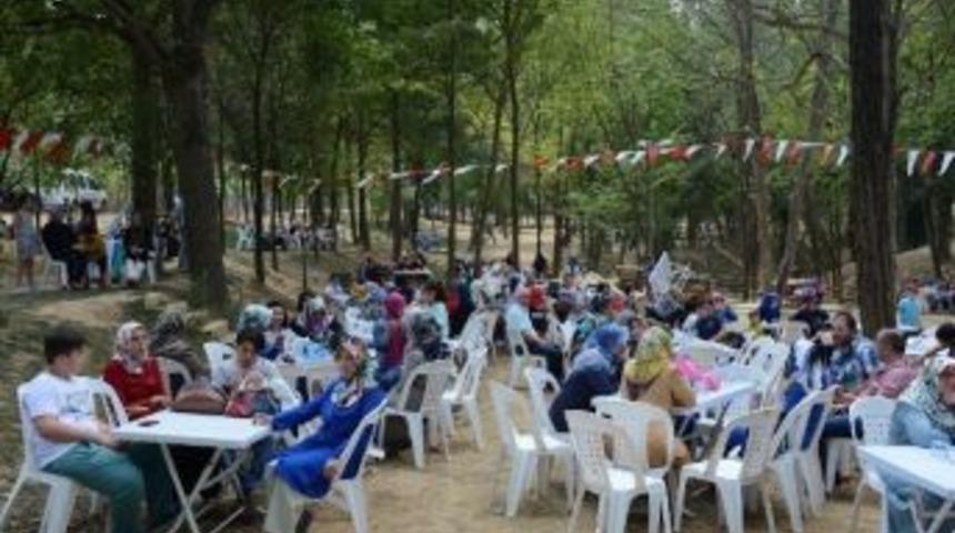 İzmit Belediyesi Yaz Okullarını Piknik Ş&ouml;leninde Ağırladı