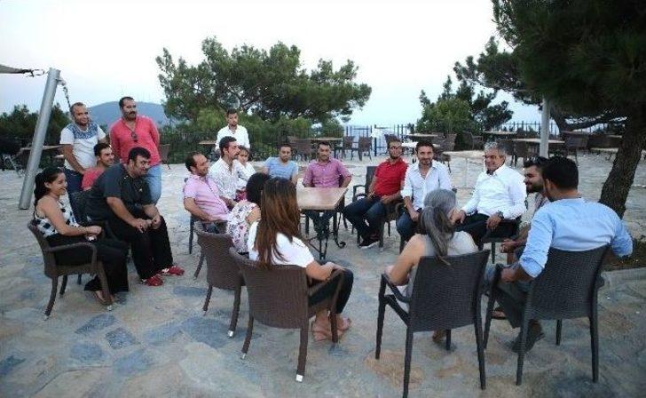 Başkan Akpınar, Chp’li Gençlerle Buluştu G1