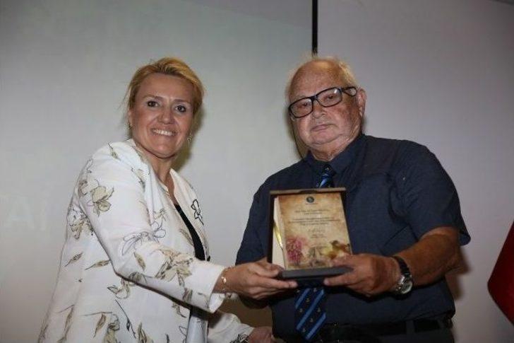 Urla’nın Bağbozumu Geleneği Konuşuldu G4