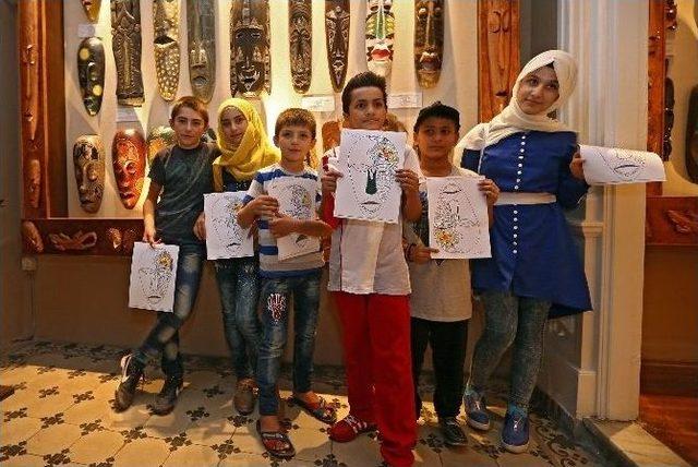 Suriyeli &Ccedil;ocuklar Mask M&uuml;zesi&rsquo;nde 3