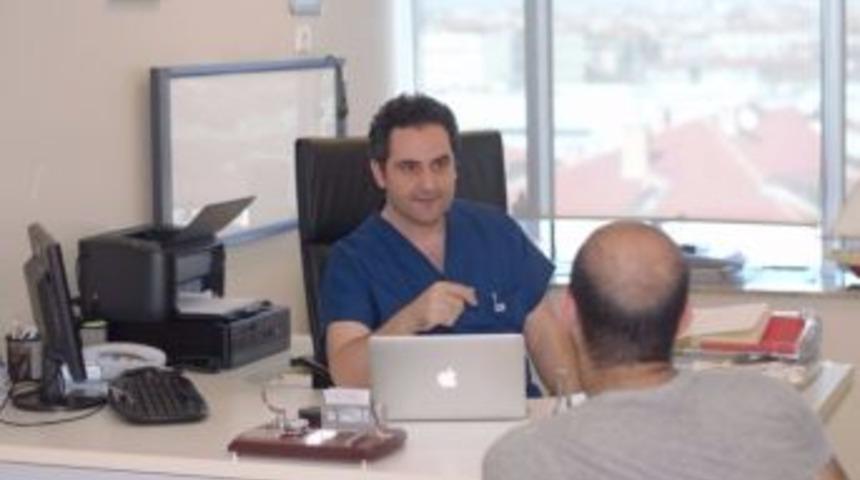 Yanlış Beslenme Sa&ccedil;ları D&ouml;k&uuml;yor