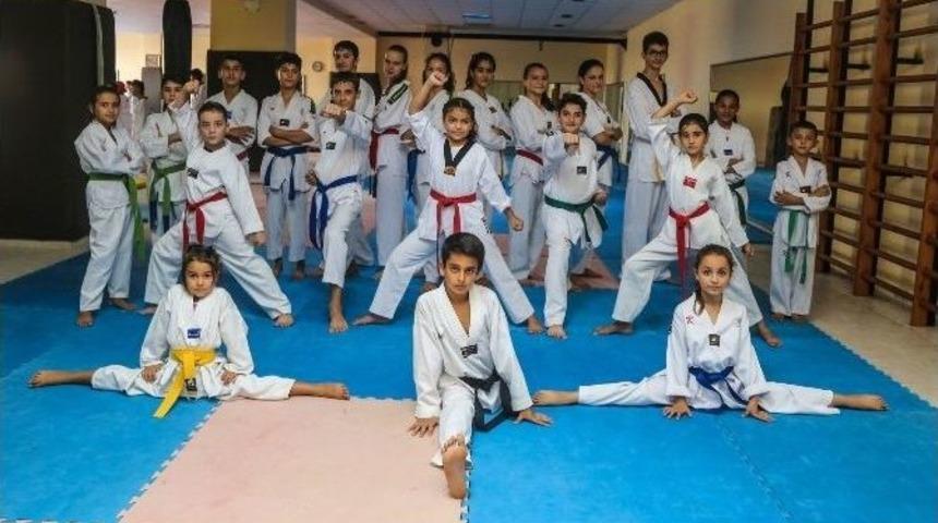 Kepez&rsquo;de 2 Bin 500 &Ouml;ğrenciye Yaz Eğitimi