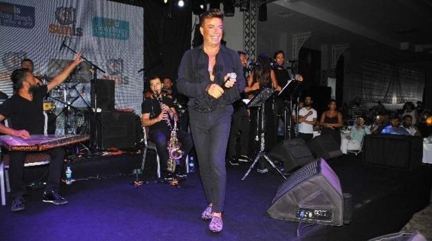 Fatih &Uuml;rek&rsquo;ten Coşku Dolu Gece