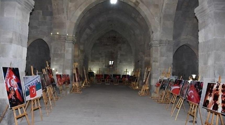 Demokrasi N&ouml;betleri Fotoğraf Sergisinde