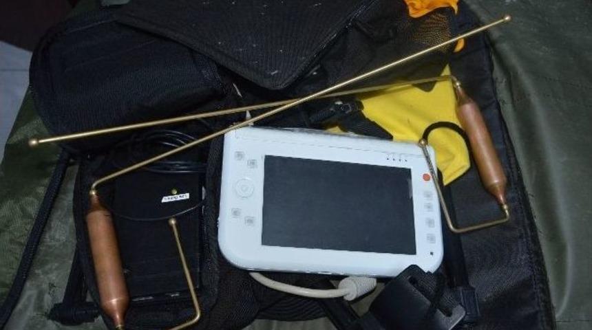 Niksar’da Jandarma Kaçak Kazı Yapan 5 Kişiyi Yakaladı