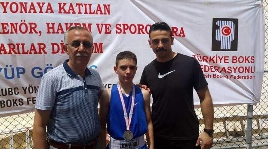 Aydınlı Boks&ouml;rden 2 T&uuml;rkiye Derecesi