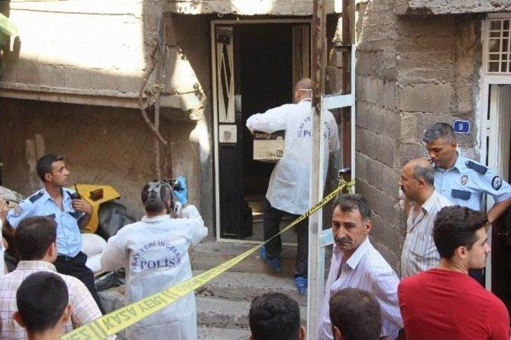 Psikolojik Sorunları Olan Genç İntihar Etti G3