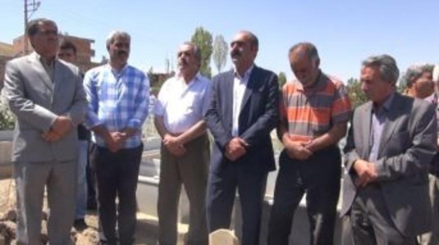 Hdp’li Milletvekili Pkk’lı Cenazesine Katıldı