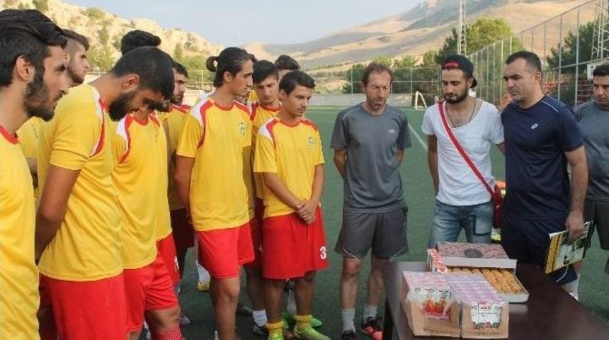 Dersimsporlu Burkay, Yetiştiği Alt Yapıyı Ziyaret Etti