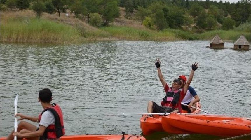 Demokrasi Şehitleri D&uuml;zenlenen Yarışla Anıldı