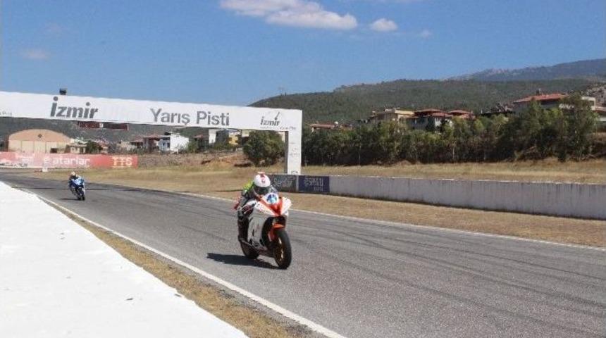 Şampiyonlar, İzmir &Uuml;lk&uuml; Yarış Pisti&rsquo;nde Antrenman Yaptı