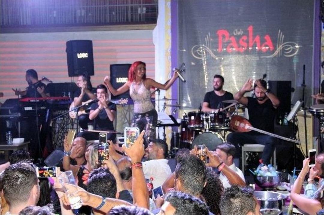 Bodrum&rsquo;da Yıldız Tilbe İzdihamı