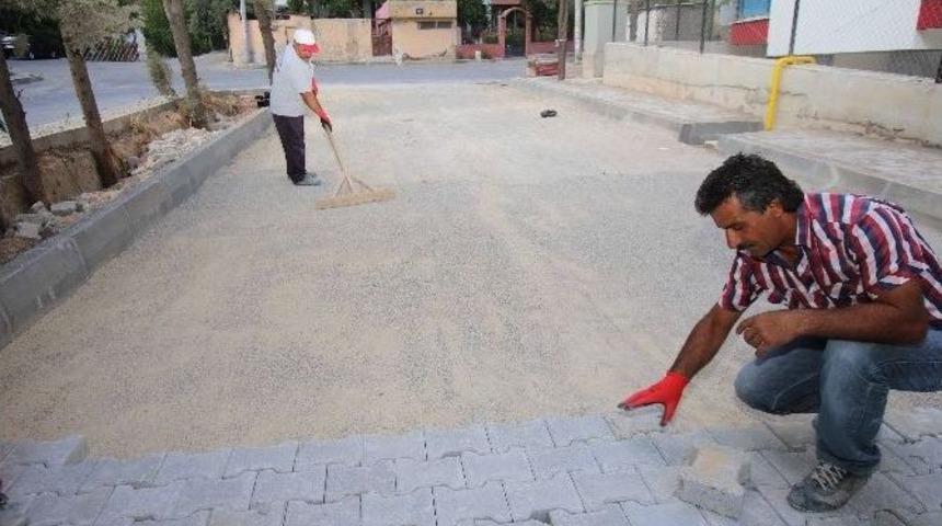 Bayraklı&rsquo;ya 7 Yılda 436 Bin Metrekare Kilit Parke