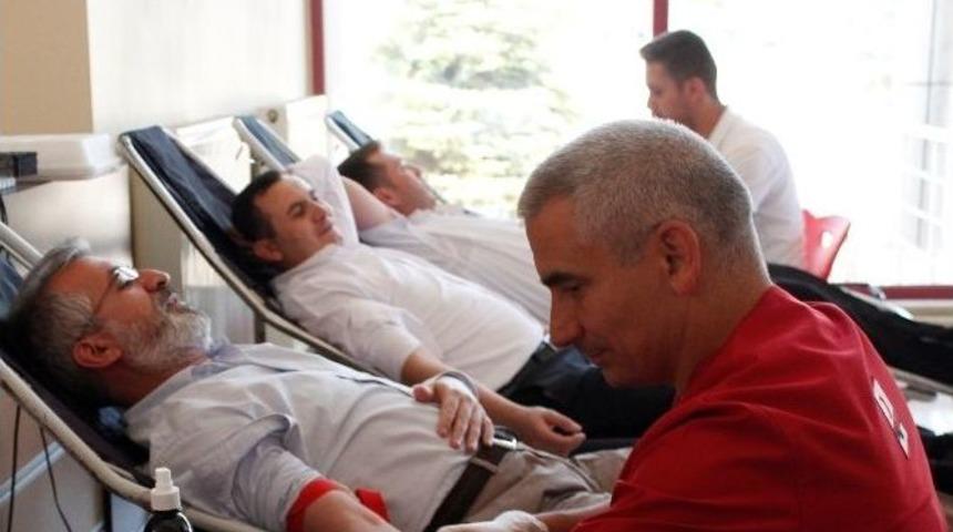 M&uuml;siad Konya Şubesi&rsquo;nden Kan Bağışına Destek