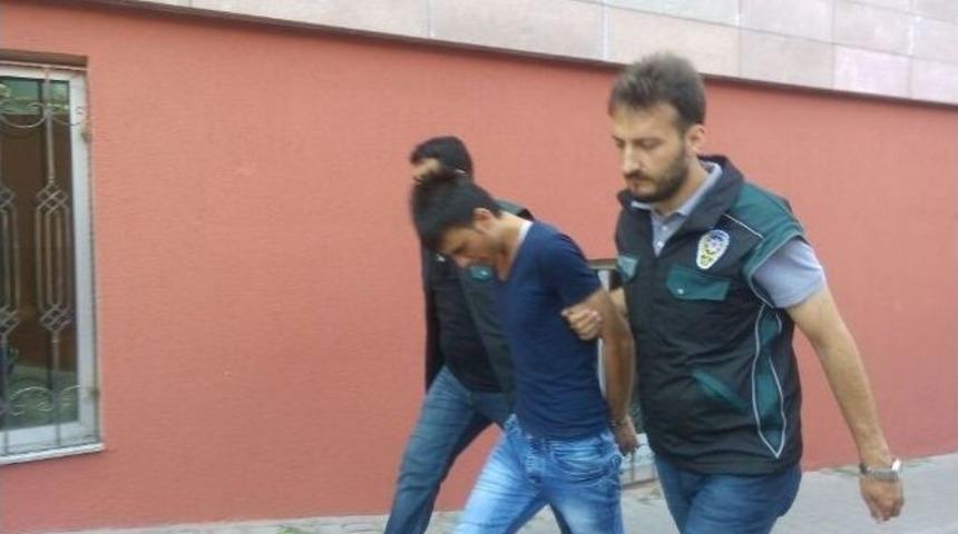 Kayseri&rsquo;de Uyuşturucu Operasyonu: 2 G&ouml;zaltı