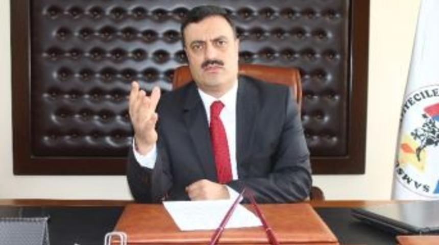 Akbaş: &ldquo;okul &Uuml;niformaları Rant Kapısına D&ouml;n&uuml;şt&uuml;r&uuml;l&uuml;yor&rdquo;