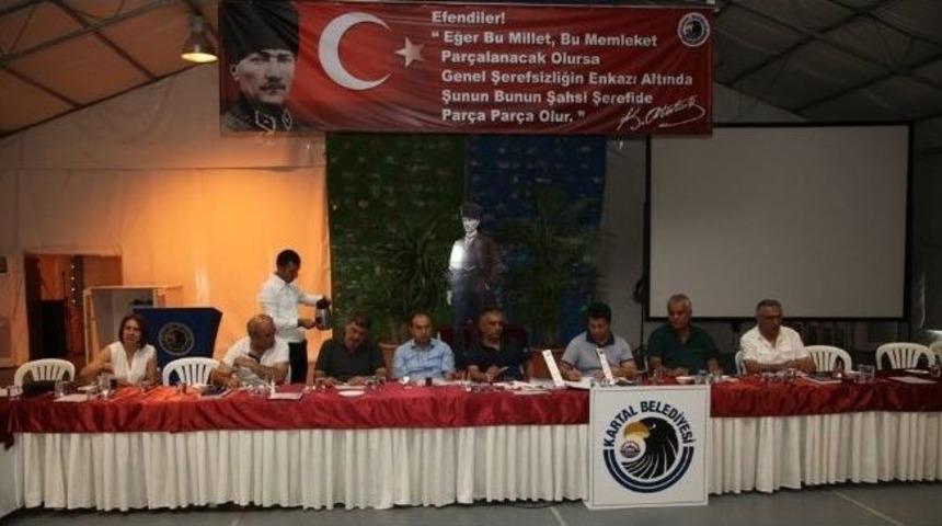 Kartal&rsquo;da Mahalle Birim Başkanları Ve Meclis &Uuml;yeleri Toplantıda Bir Araya Geldi