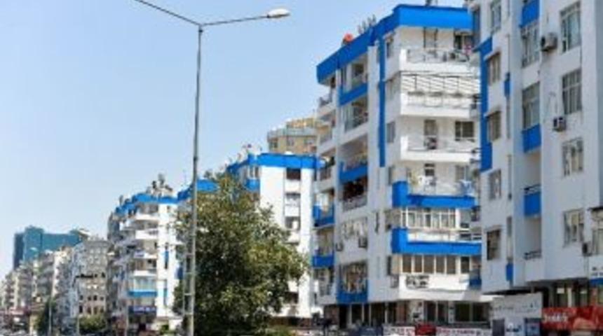 Antalya, 48 Bin Litre Boyayla Renklendirilecek